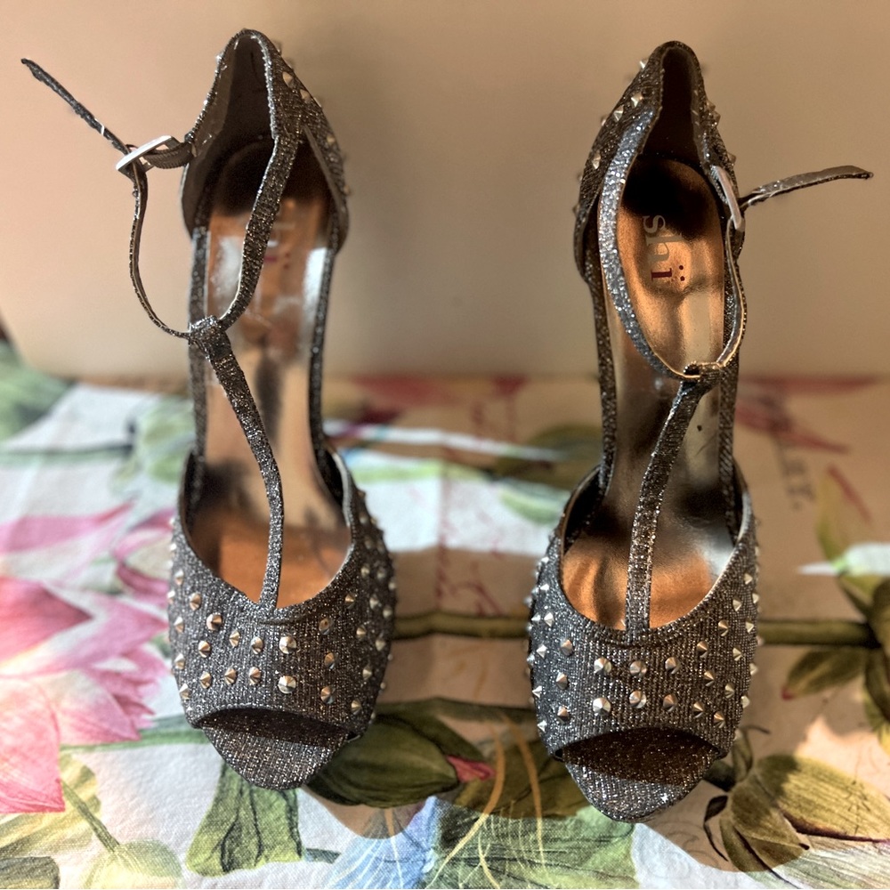 Silver size 9